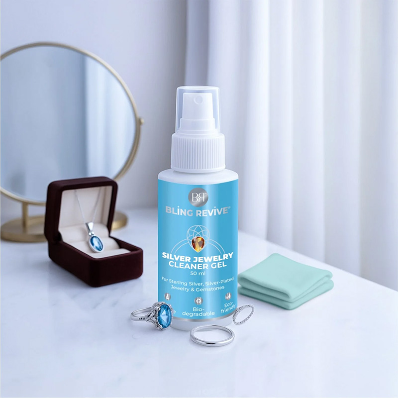 Luxury watch cleaner