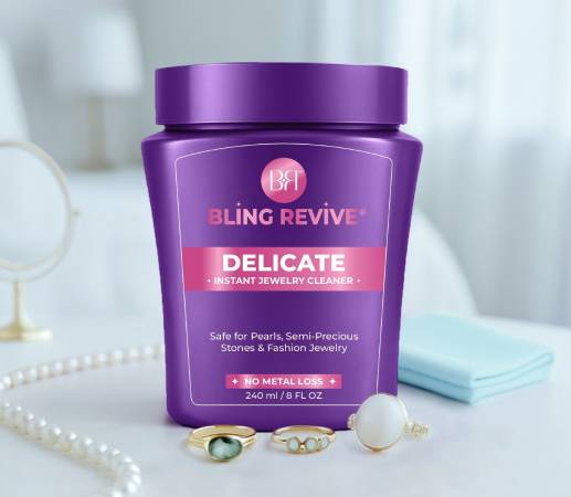 Delicate Instant Jewelry Cleaner