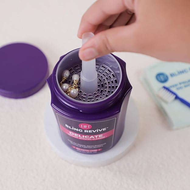 Delicate Instant Jewelry Cleaner - Image 4